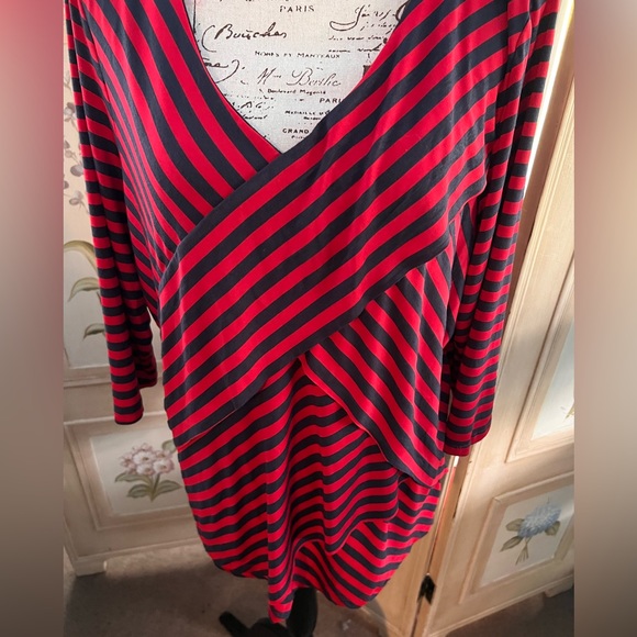 🎈🎈ASYMMETRICAL STRIPED SHIRT - Picture 2 of 4